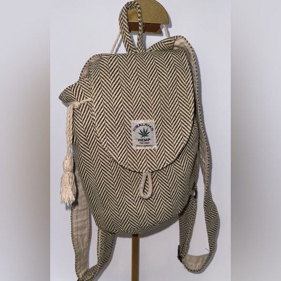 Unisex Himalayan hemp backpack and wallet - Picture 1 of 9